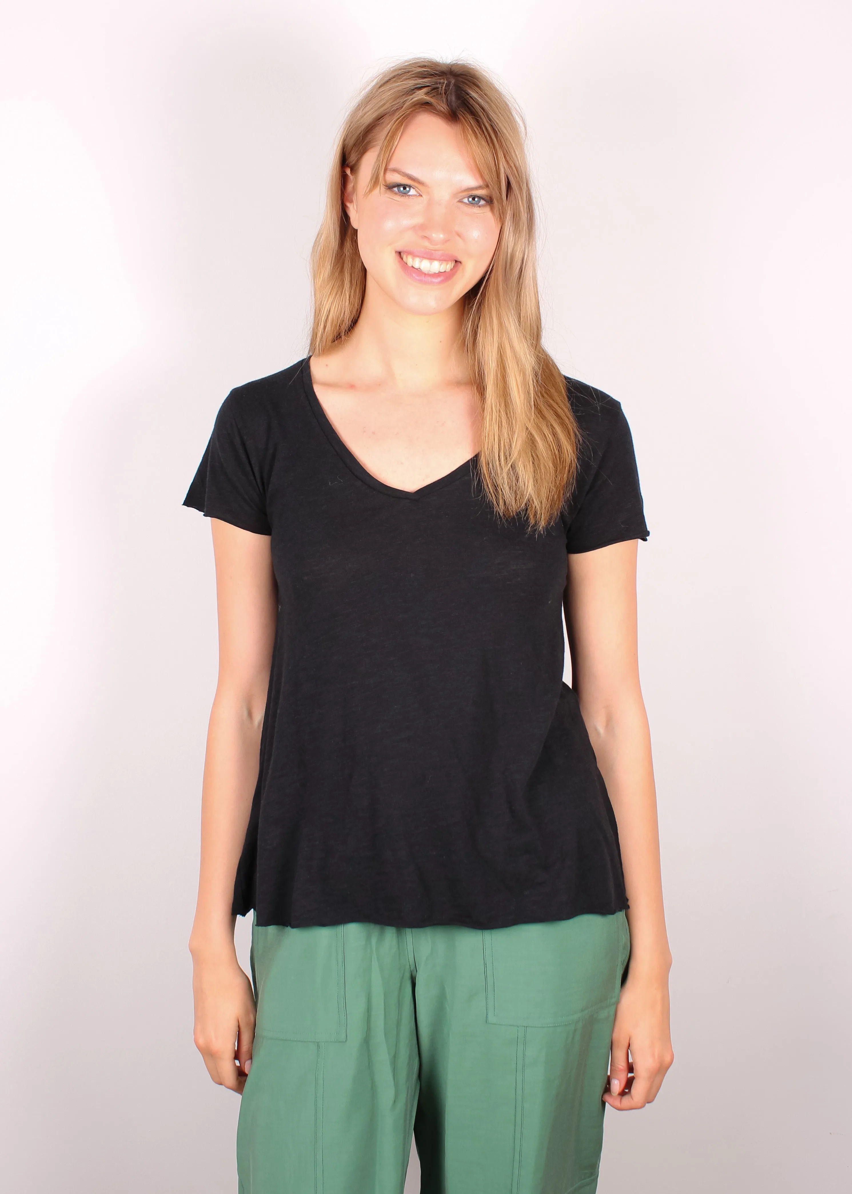 AV JAC51 Short Sleeve Tee in Black