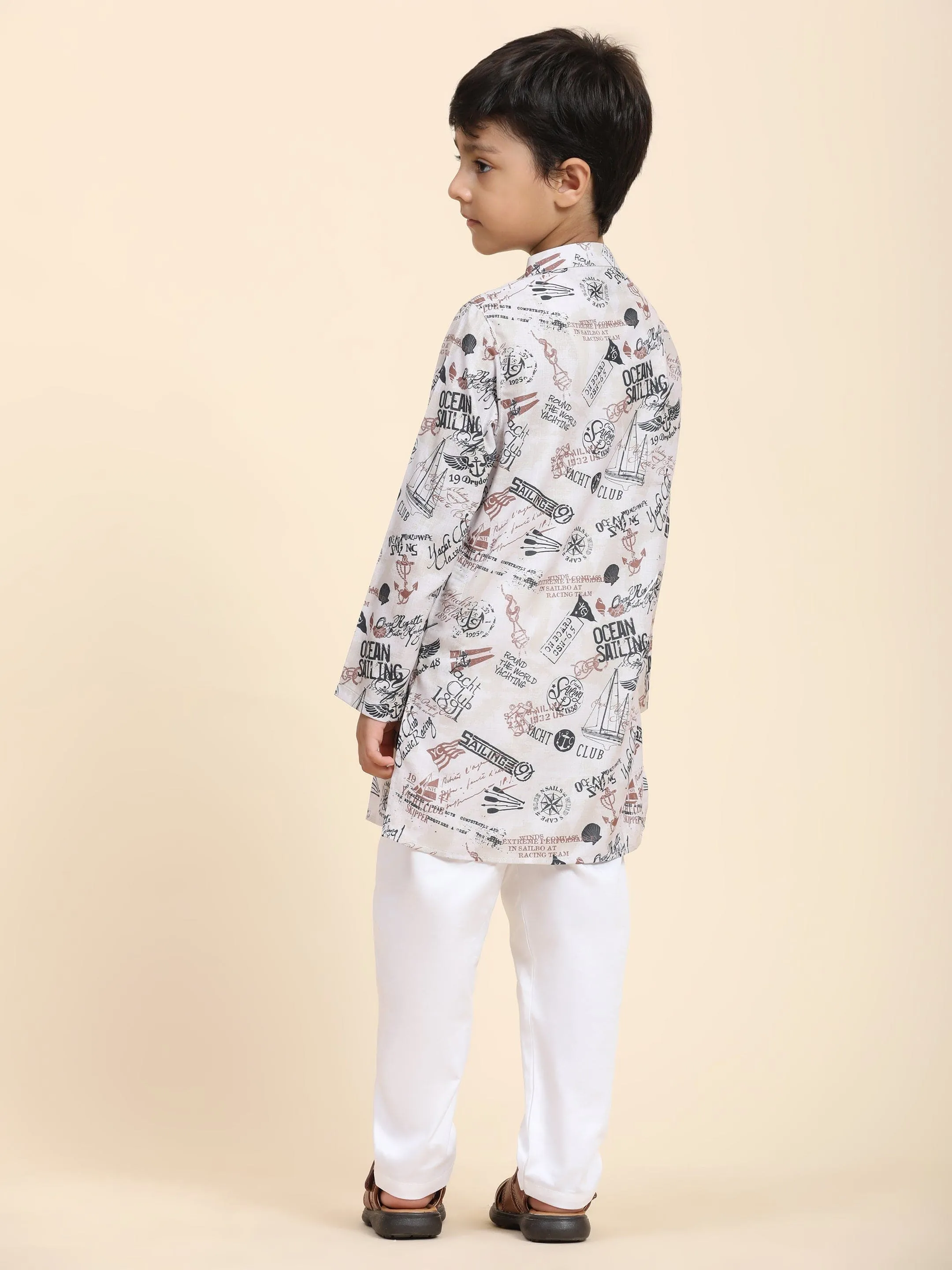 Boat Print Vestiario's Blend Linen Kurta Pajama Set