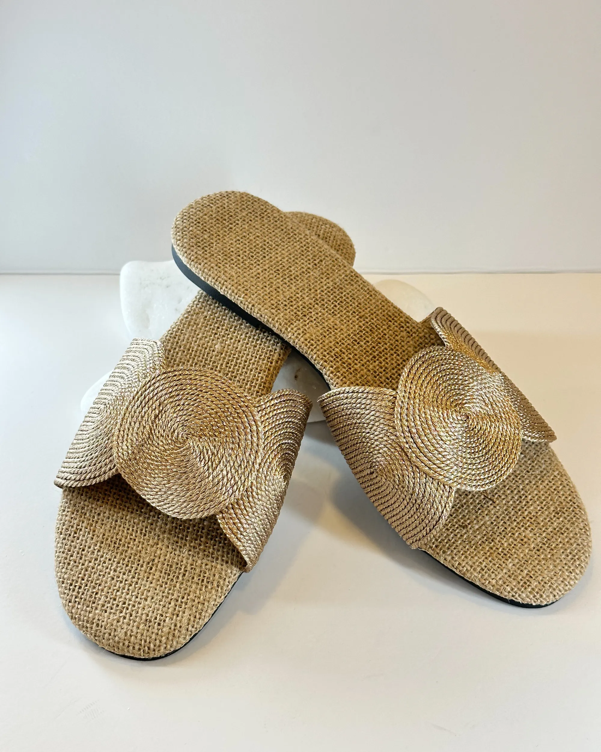 Emery Rose Woven Design Slide Sandals 2646 - حذاء