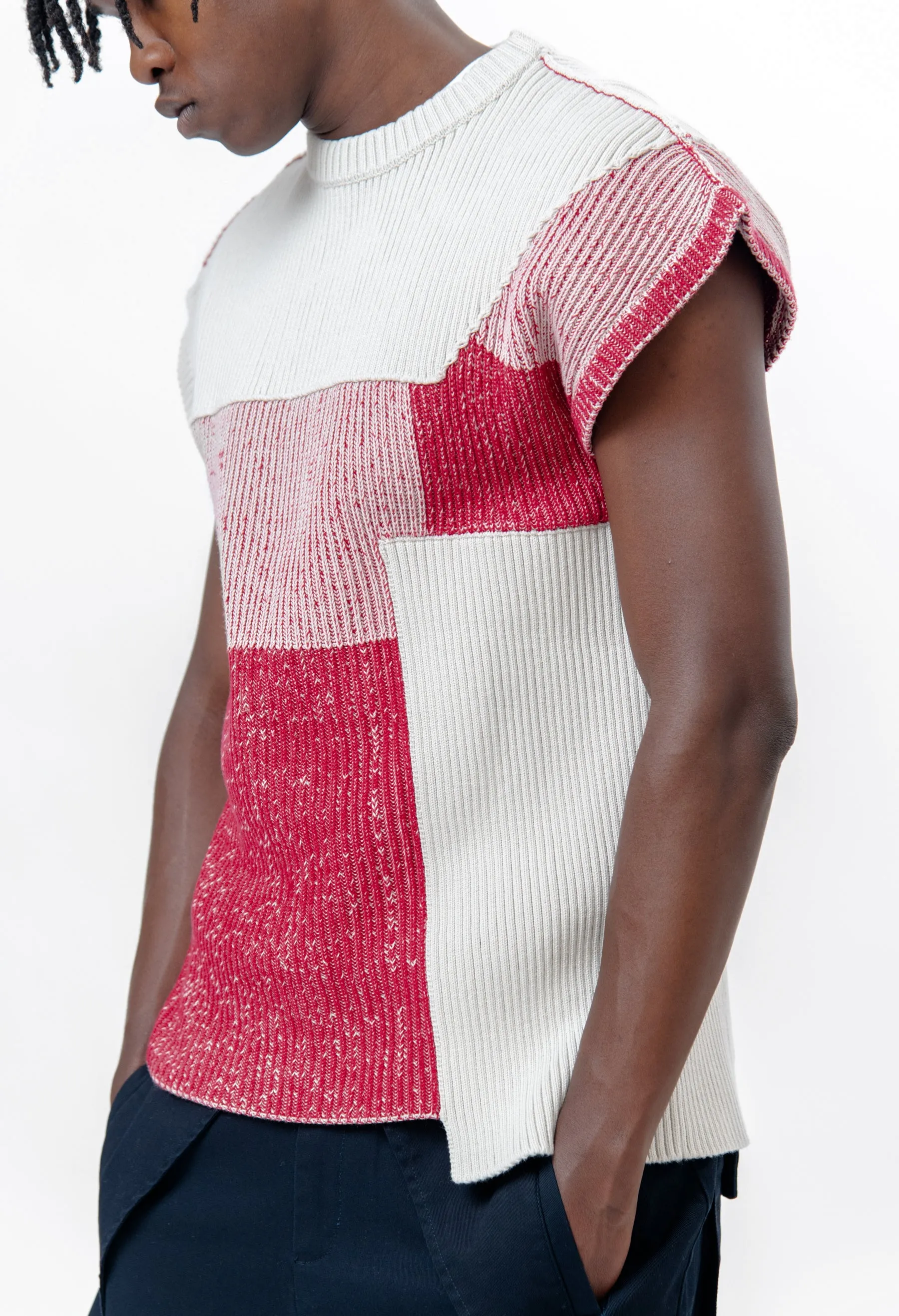 Geometric Knit Vest Faded Red ACWMK156