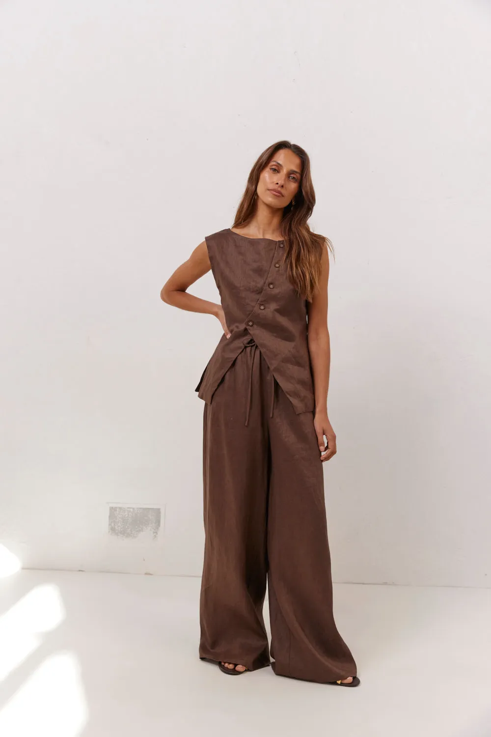 Raya Linen Pants Chocolate