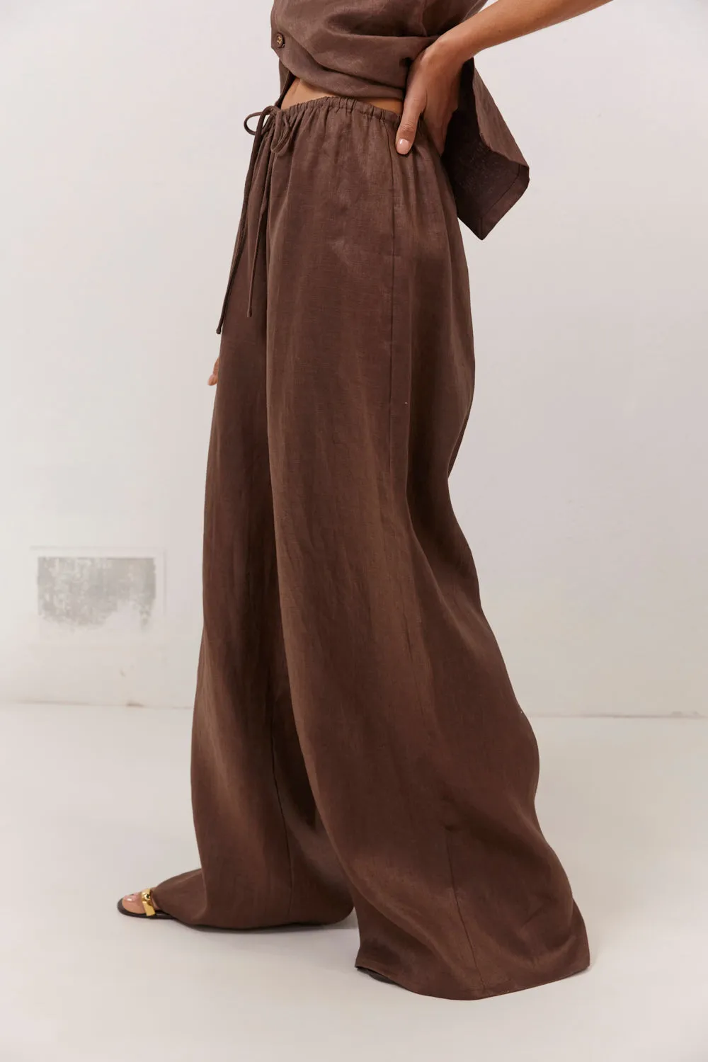 Raya Linen Pants Chocolate